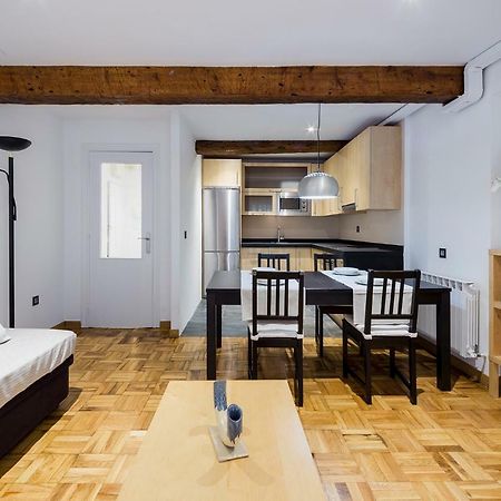 Apartamento El Hogar de San Fermín Pamplona Exterior foto